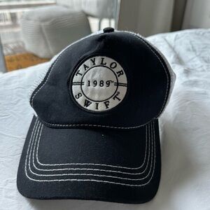 1989 World Tour Trucker Hat